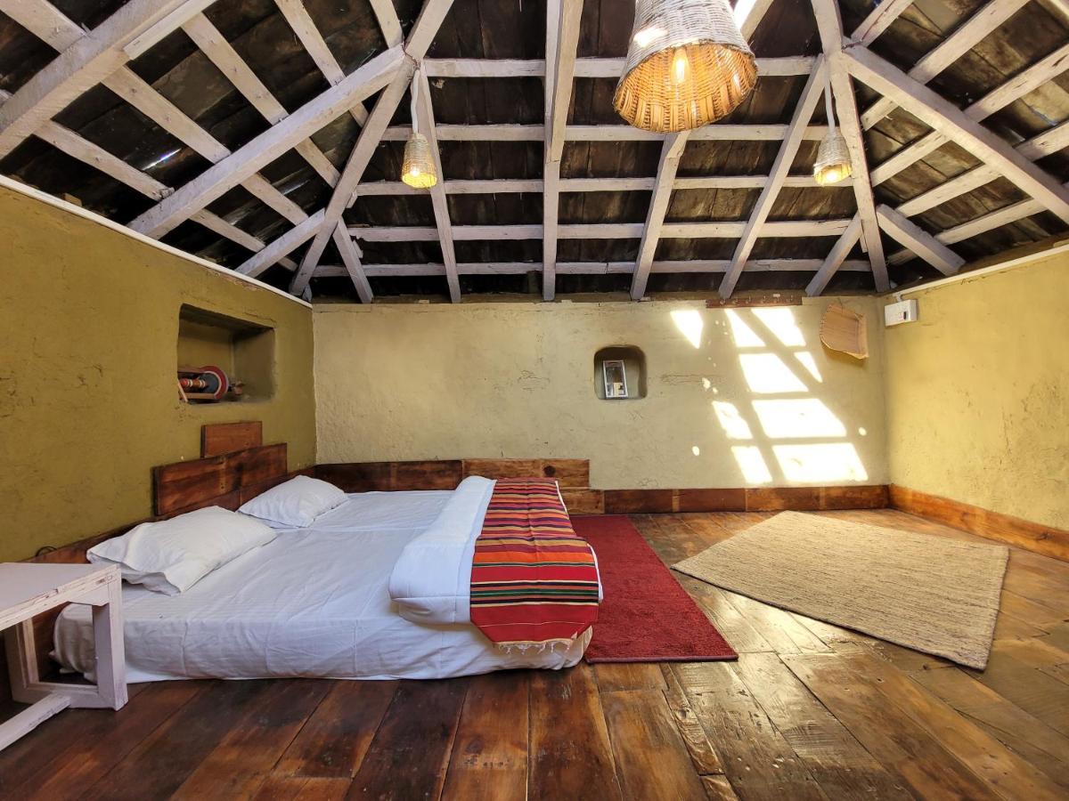 The Olive Hut Villa Bir  Bagian luar foto