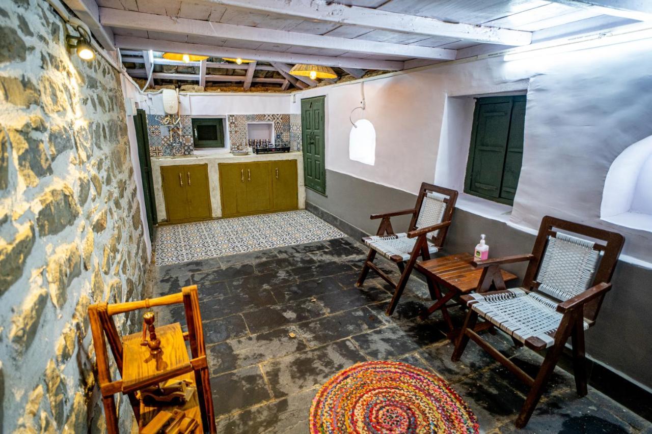 The Olive Hut Villa Bir  Bagian luar foto