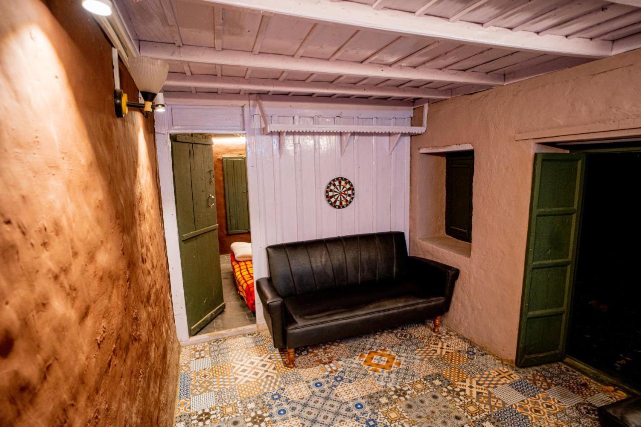 The Olive Hut Villa Bir  Bagian luar foto